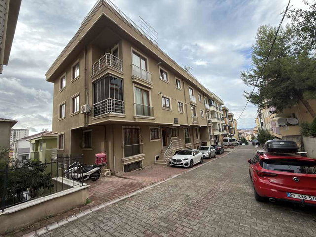 ATAŞEHİR KAYIŞDAĞI MAH. 4+1 / 170M2 ÇATI DUBLEKSİ