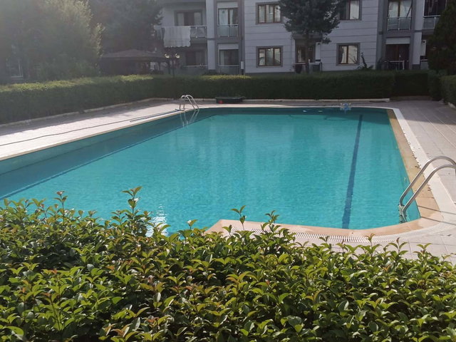 SABIHA GÖKÇEN'E YAKIN HAVUZLU,GÜVENLIKLI SITEDE 70M2 NET 2+1