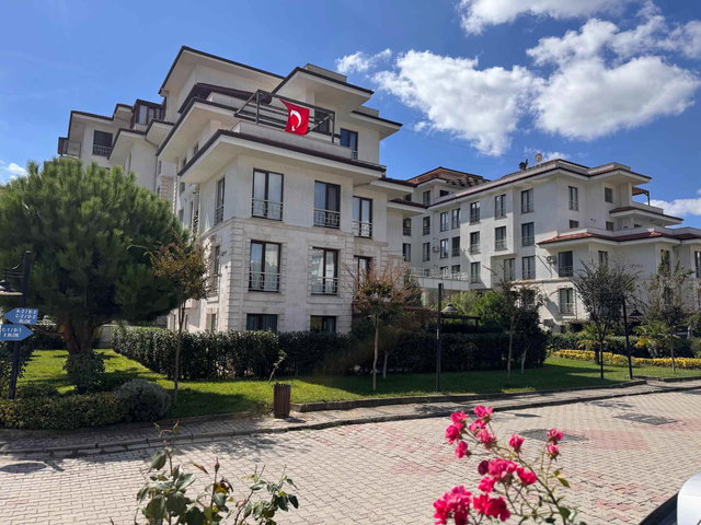 PENDİK YENİŞEHİR ZİN D NATURA'DA EŞYALI KİRALIK 1+1 DAİRE  I KAPALI OTOPARK I HOBİ BAHÇESİ
