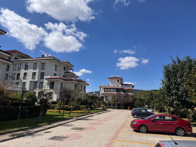 PENDİK YENİŞEHİR ZİN D NATURA'DA EŞYALI KİRALIK 1+1 DAİRE  I KAPALI OTOPARK I HOBİ BAHÇESİ