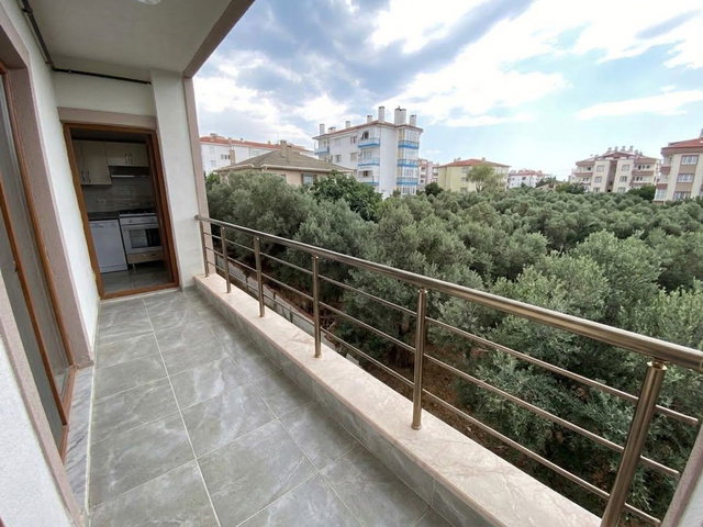 ARMUTLU BAYIR'DA DENİZE 5 DK MESAFEDE 2+1 FIRSAT DAİRE