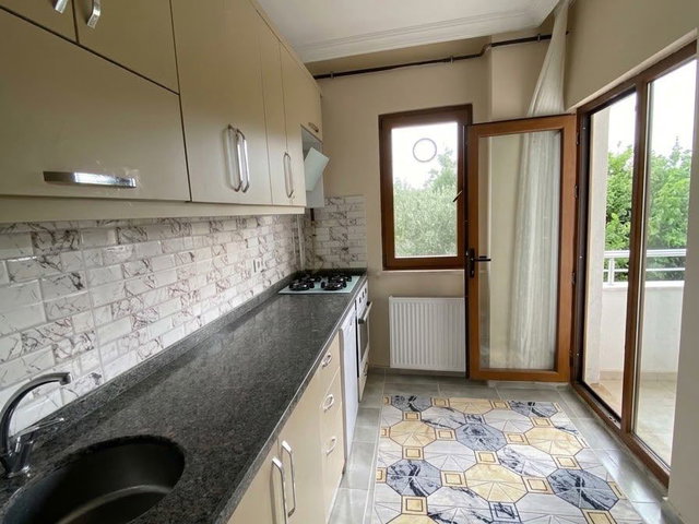ARMUTLU BAYIR'DA DENİZE 5 DK MESAFEDE 2+1 FIRSAT DAİRE