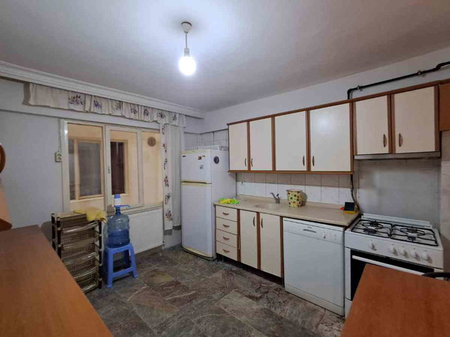 REMAX SMYRNA'DAN KIRALIK DOĞALGAZLI 3+1 DAIRE