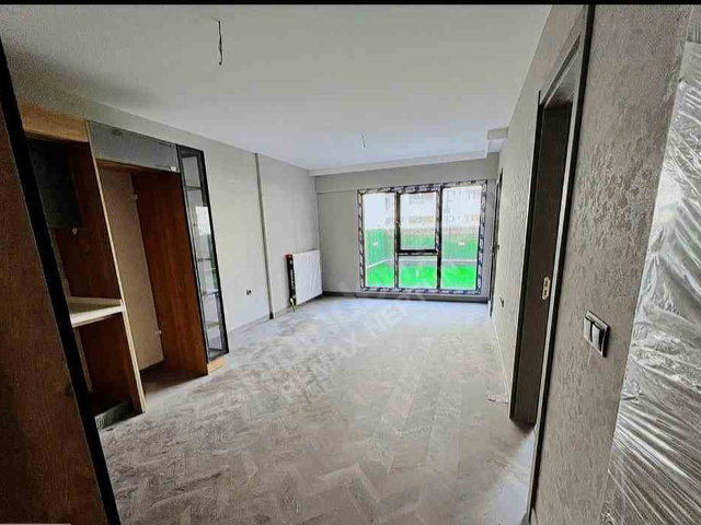 REMAX NEPTÜN'DEN AP İST PORT'TA TERASLI 1+1 KİRALIK DAİRE