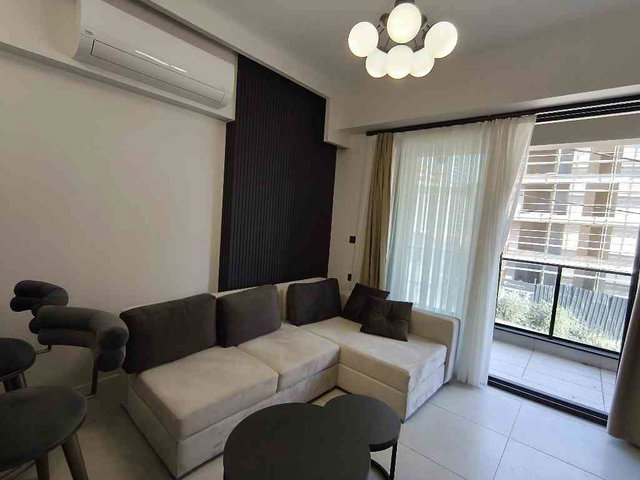 REMAX ADVANTAGE"DEN BALAT"TA ULTRA LÜKS EŞYALI 1+1 KİRALIK DAİRE