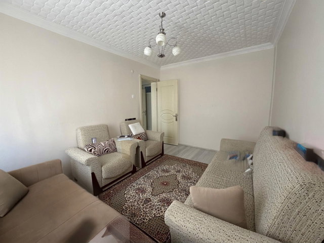 REMAX SMYRNA' DAN KARABAĞLAR / ÜÇKUYULAR' DA YATIRIM FIRSATI