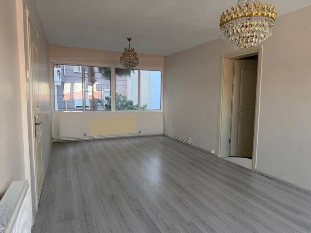 REMAX SMYRNA' DAN KARABAĞLAR / ÜÇKUYULAR' DA YATIRIM FIRSATI