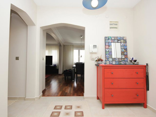 ATAŞEHIR MERKEZ YENILENMIŞ ŞIK VE TEMIZ SATILIK 3+1