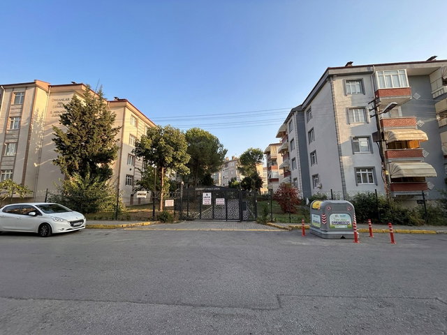 DERİNCE’DE SİTE İÇİNDE 3+1 | 115 M² BRÜT | YÜKSEK GİRİŞ | KREDİYE UYGUN