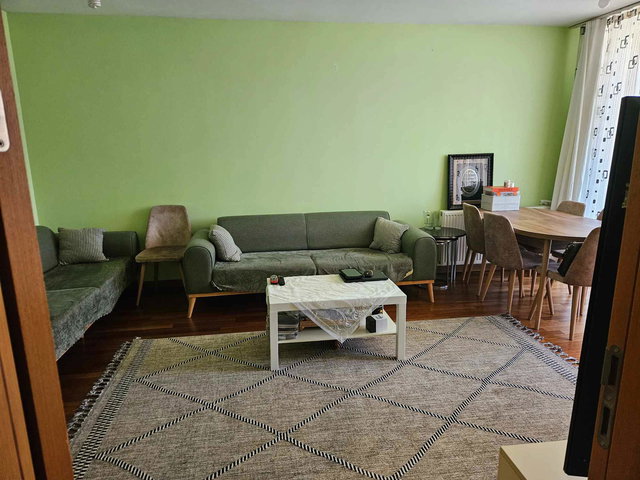 ESENYURT SOLARKENT SİTESİNDE  2+1 E TİPİ DAİRE