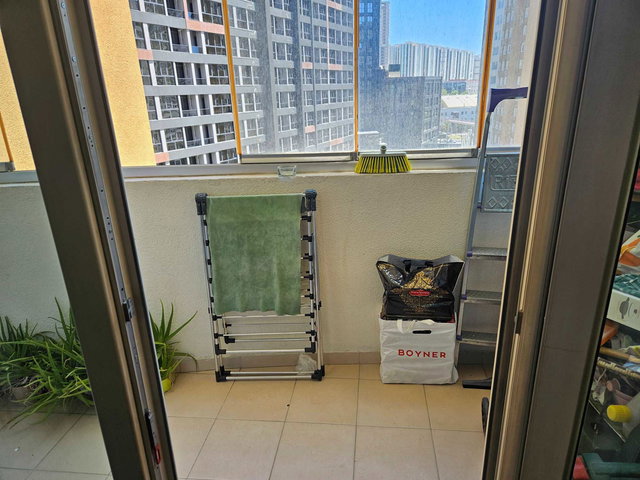 ESENYURT SOLARKENT SİTESİNDE  2+1 E TİPİ DAİRE