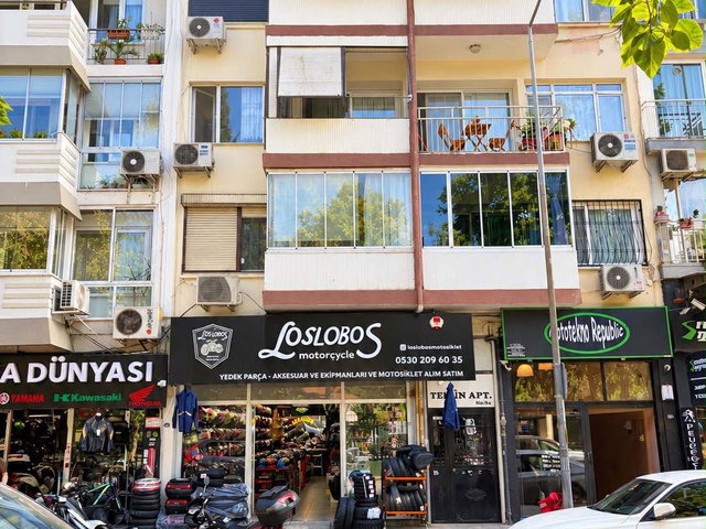 MERKEZDE | EŞYALI | ARA KAT | CAM BALKON