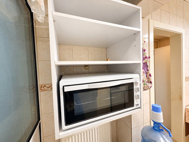 MERKEZDE | EŞYALI | ARA KAT | CAM BALKON