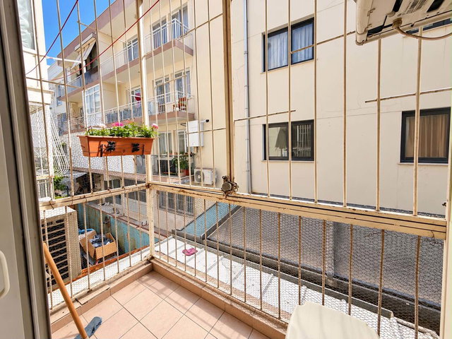 MERKEZDE | EŞYALI | ARA KAT | CAM BALKON