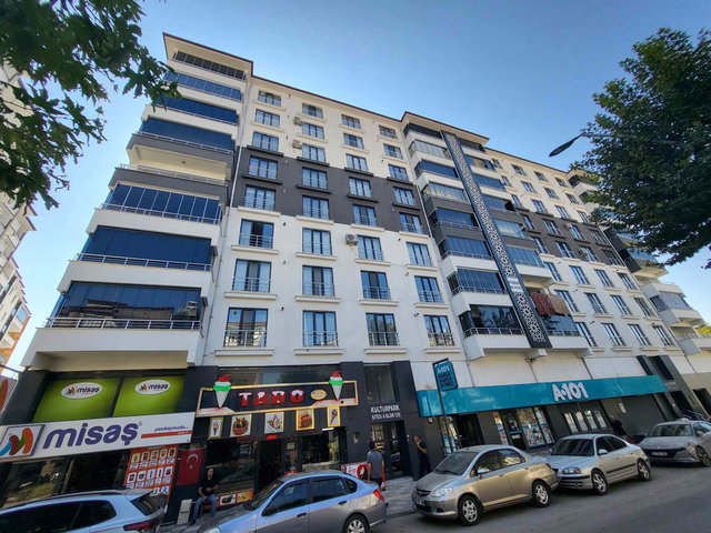 REMAX DEĞİŞİM-ŞEHİR MERKEZİ KÜLTÜRPARK KARŞISI KİRALIK 3+1 DAİRE
