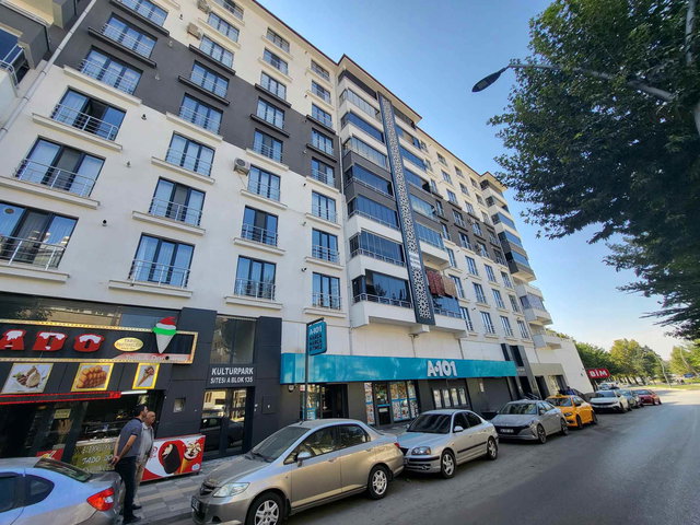 REMAX DEĞİŞİM-ŞEHİR MERKEZİ KÜLTÜRPARK KARŞISI KİRALIK 3+1 DAİRE