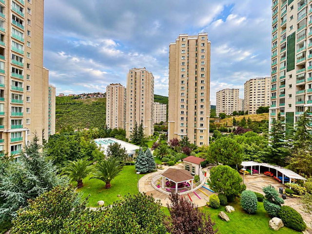 FUAYE UZMANI EZGI'DEN-KİPTAŞ ADATEPE'DE CAM BALKONLU, ÇİFT BANYOLU, BAKIMLI 3+1 "KIRALIK"
