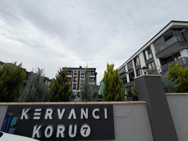 KERVANCI KORU 7 STESI'NDE SATILIK 1+1 DAIRE
