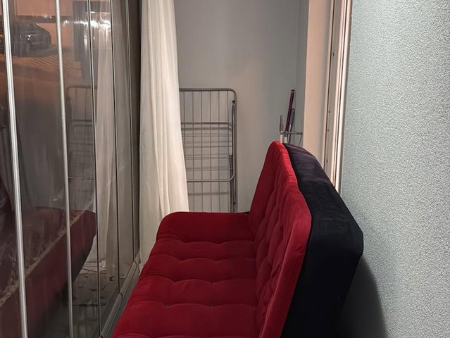 REMAX DREAM ‘DEN BAĞÇEŞME ORHAN MAHALLESİNDE TAM GÜN SİYESİNDE 1+1 EŞYALI GİRİŞ KAT