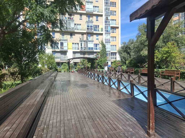 BÖYLESİ YOK. KENTPLUS CENTRİUM SİT. SATILIK 1+1 KESİNTİSİZ DENİZ MANZARASI GÖRMEK  İÇİN ARAYIN.