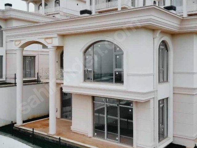 KOCAELİ BAŞİSKELE DAMLAR MAHALLESİ’NDE SATILIK LÜKS MÜSTAKİL VİLLA