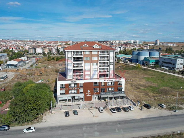İSTASYON MAHALLESİNDE TRENE, HASTANEYE, ÜNİVERSİTEYE, AVM'YE YÜRÜME MESAFESİNDE SATILIK 3+1 DAİRE