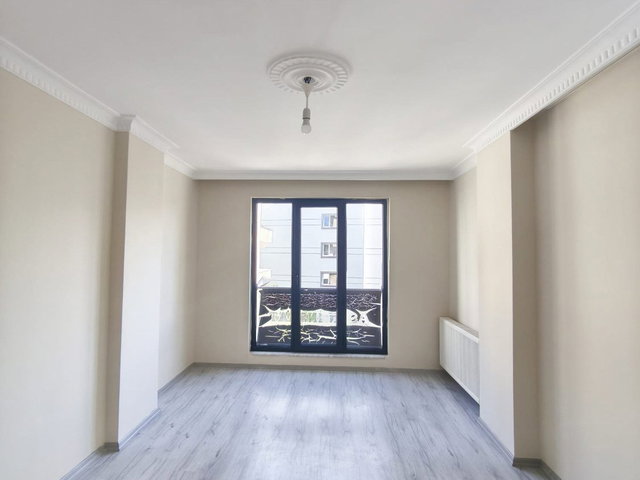 TUZLA AYDINTEPEDE YENİ BİNADA 2+1 KİRALIK DAİRE