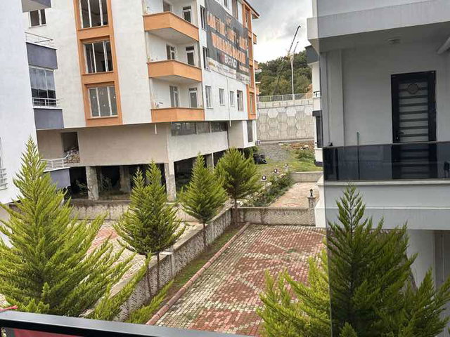 REMAX HÜSEYİN’DEN  İSTİKLAL'DE KİRALIK HASTANE YAKINI, SIFIR FULL EŞYALI LÜKS 1+1 ARA KAT DAİRE