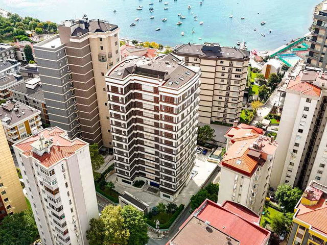 FENERBAHÇE SAHİLDE 140 M2.NET DENİZ MANZ.SATILIK 3+1 RESD. DAİRE