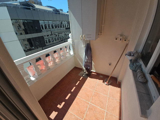 REMAX PRO 2 EMRE’DEN İKİ DAİRE TEK TAPU METROBUSE YAKİN DUBLEKS DAİRE