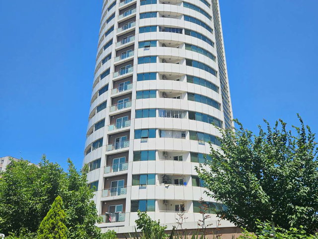 BAHÇEŞEHİR SPRADON QARTZ TA MANZARALI SATILIK 1+1 DAİRE