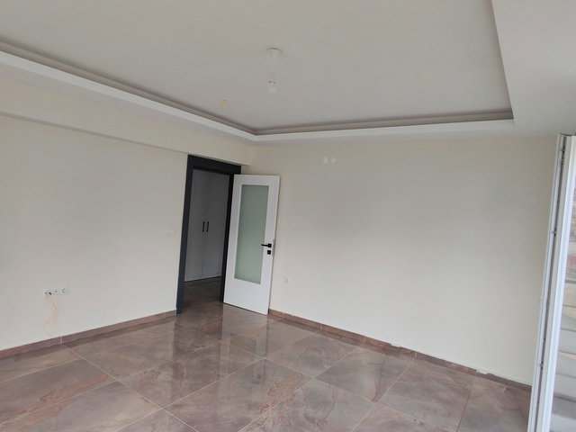 GÖLBAŞI DEVLET HASTANESİ YAKININDA MERKEZİ KONUMDA KİRALIK 2+1 DAİRE