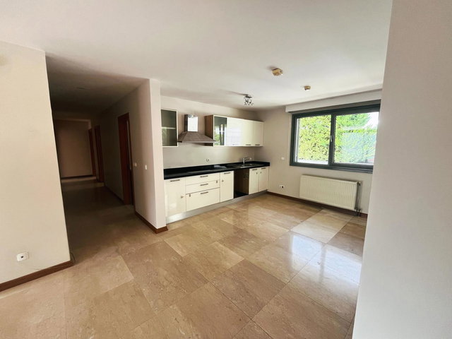 ÇEKMEKÖY KAYRA EVLERİ KOMPLE YENİLENMİŞ 3,5+1 190 M2 ORMAN CEPHE