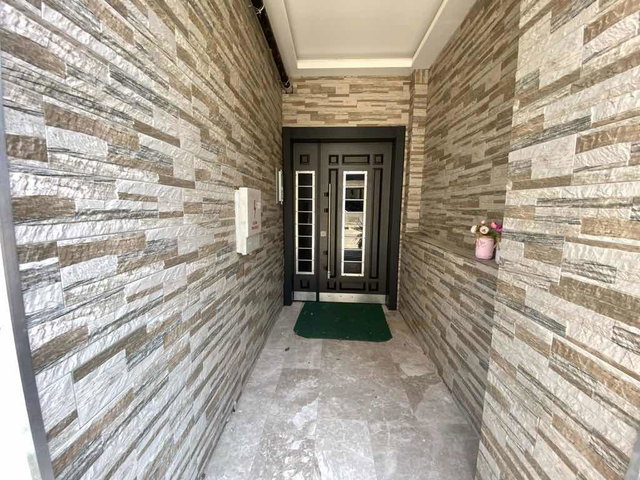 KARTAL KİRALIK DAİRE 2+1 MİNİBÜS YOLUNA 400 METRE