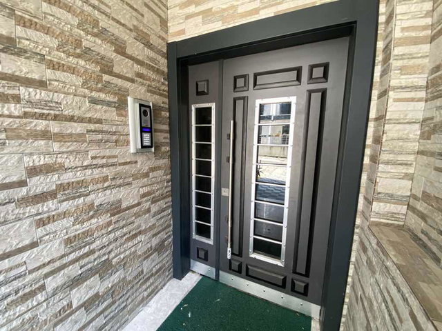 KARTAL KİRALIK DAİRE 2+1 MİNİBÜS YOLUNA 400 METRE