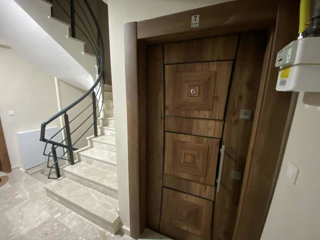 KARTAL KİRALIK DAİRE 2+1 MİNİBÜS YOLUNA 400 METRE