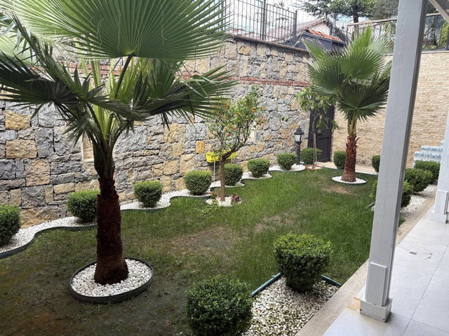 ÜSKÜDAR ÇENGELKÖY GÜZELTEPE’DE SATILIK MÜSTAKİL HAVUZLU VİLLA