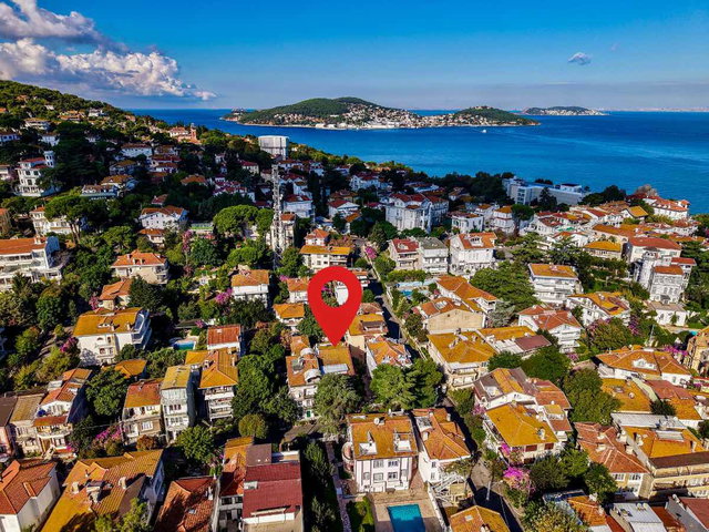 BÜYÜKADA'DA TAMAMEN YENİLENMİŞ SATILIK 3+1 DAİRE