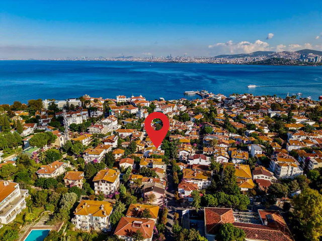 BÜYÜKADA'DA TAMAMEN YENİLENMİŞ SATILIK 3+1 DAİRE