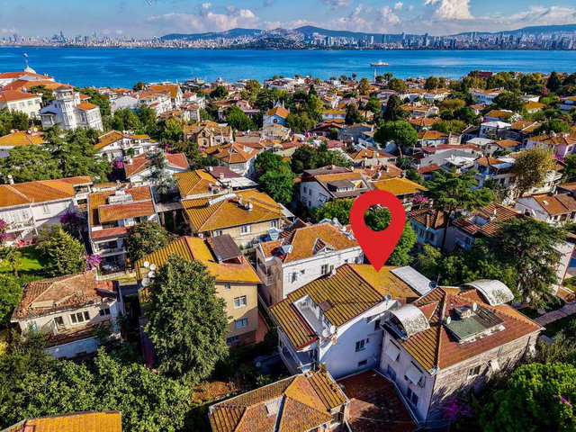 BÜYÜKADA'DA TAMAMEN YENİLENMİŞ SATILIK 3+1 DAİRE