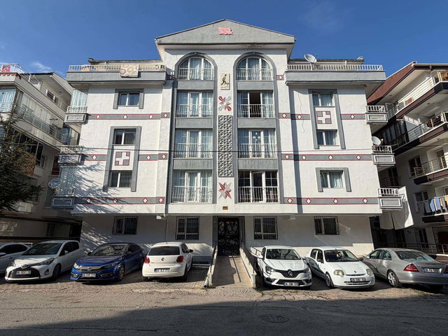 MUTLU MAH. FULL YAPILI MASRAFSIZ ARA KAT 3+1 SATILIK DAİRE
