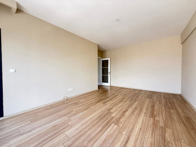 İÇ CEPHE HAVUZ MANZARALI KURTKÖY 360 SUITES 3+1 KIRALIK DAIRE