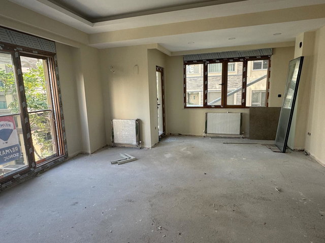 SUADİYEDE BAĞDAT CADDESİNE 3 DK. PRESTİJLİ LOKASYON NET 77M2 2+1