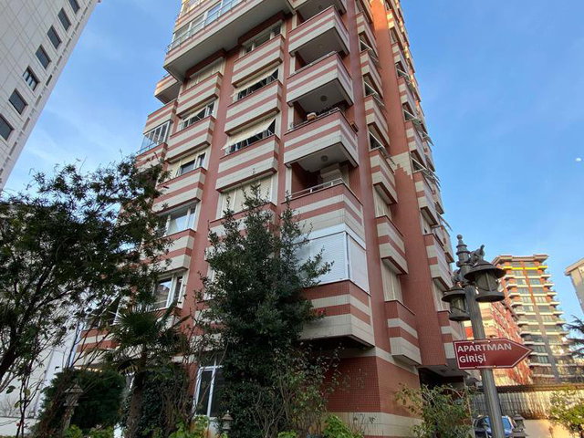 ŞAŞKINBAKKALDA BAĞDAT CADDESİNE 5.BİNADA 120M2 3+1 SATILIK DAİRE