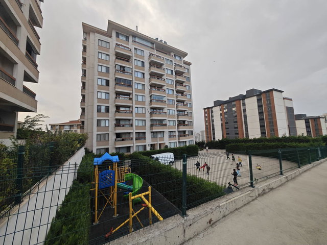 PAPATYA PARK RESIDENCE’DA GENİŞ BALKONLU  2+1