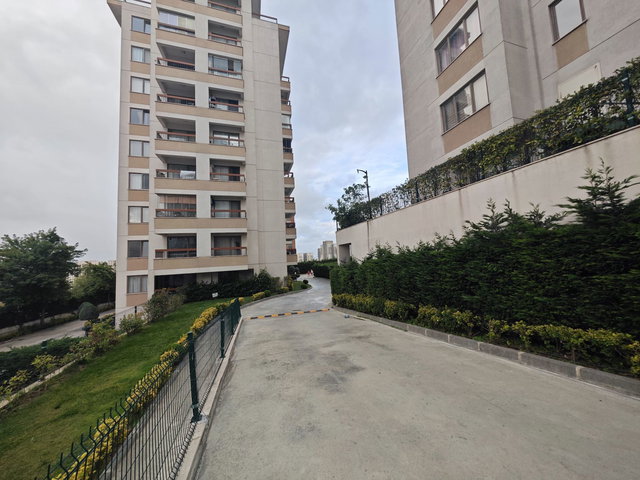 PAPATYA PARK RESIDENCE’DA GENİŞ BALKONLU  2+1
