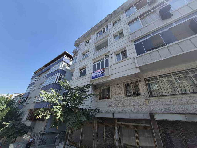 REMAX PRO GÜÇLÜ ÖZEN'DEN- GAZİOSMANPAŞA'DA 2+1 SATILIK DAİRE