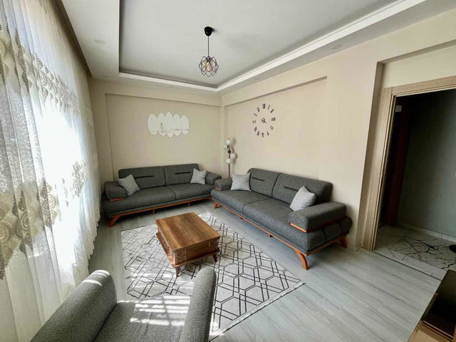 REMAX MAHAL'DEN CELALİYE MEYDANDA GİRİŞ KAT İÇİ YAPILI 2+1 DAİRE