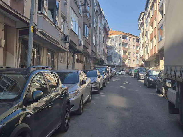 REMAX PRO GAZİOSMANPAŞA KARADENİZ MAHALLESİ SATILIK 2+1
