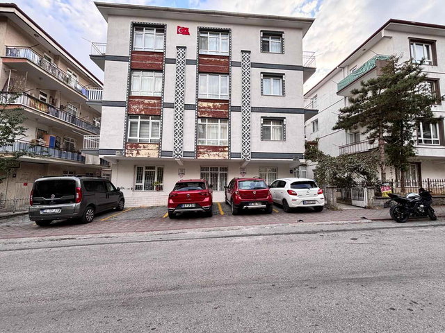 REMAXLEVEL'DAN ETLİK OSMANLI İŞ MERKEZİ YAKINI 2+1 KİRALIK DAİRE